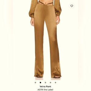 Beautiful silky like Veira Pant from ASTR